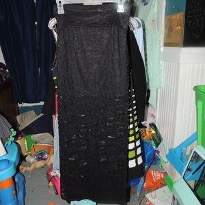 NOBO lacy black skirt new size 3-5